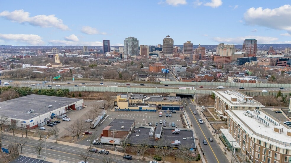 More Photos Of 724 Grand Ave, New Haven Warehouse For Sale