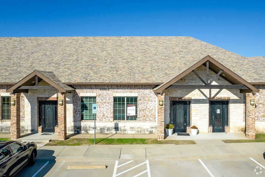 More Photos Of 9300 John Hickman Pky, Frisco Unknown For Lease