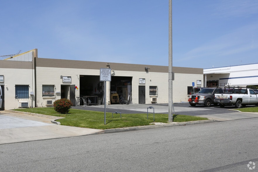 Primary Photo Of 1660-1674 Industrial Ave, Norco Warehouse For Lease