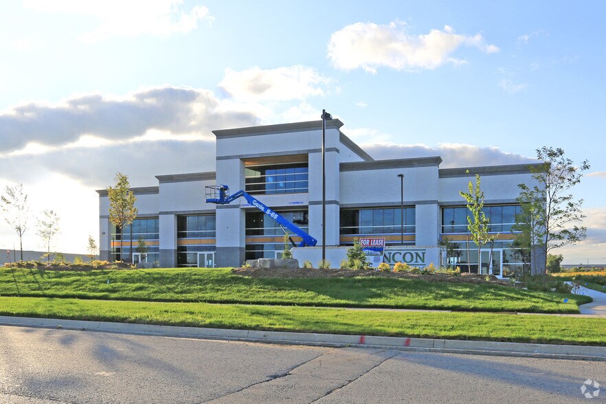 More Photos Of 110 Parr Blvd, Caledon Warehouse For Lease