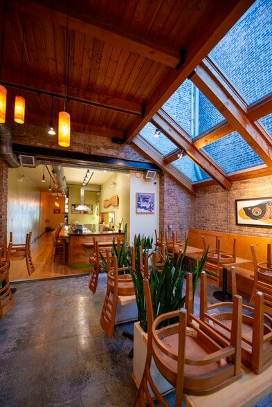 More Photos Of 1829 W Chicago Ave, Chicago Storefront Retail Residential For Lease