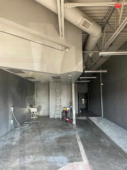 More Photos Of 316-360 Goodman Rd, Southaven Unknown For Lease