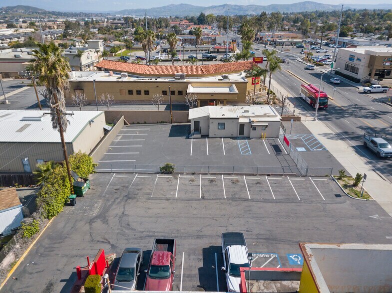 More Photos Of 1125 W 6th St, Corona Freestanding For Sale