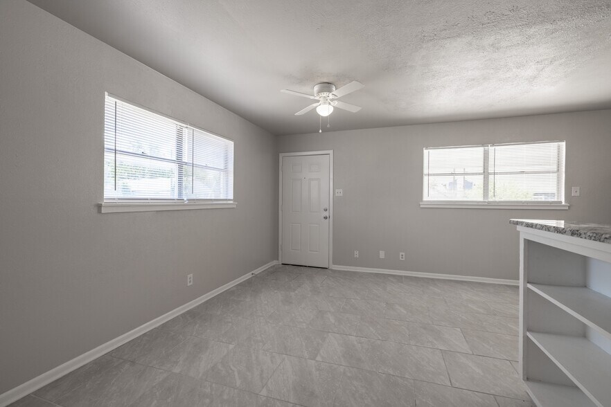 More Photos Of 213 E Harrison Ave, Killeen Multifamily For Sale
