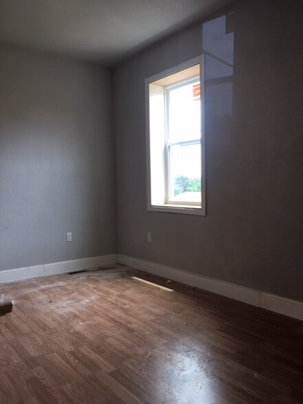 More Photos Of 532 Main St, Wintersville Freestanding For Lease