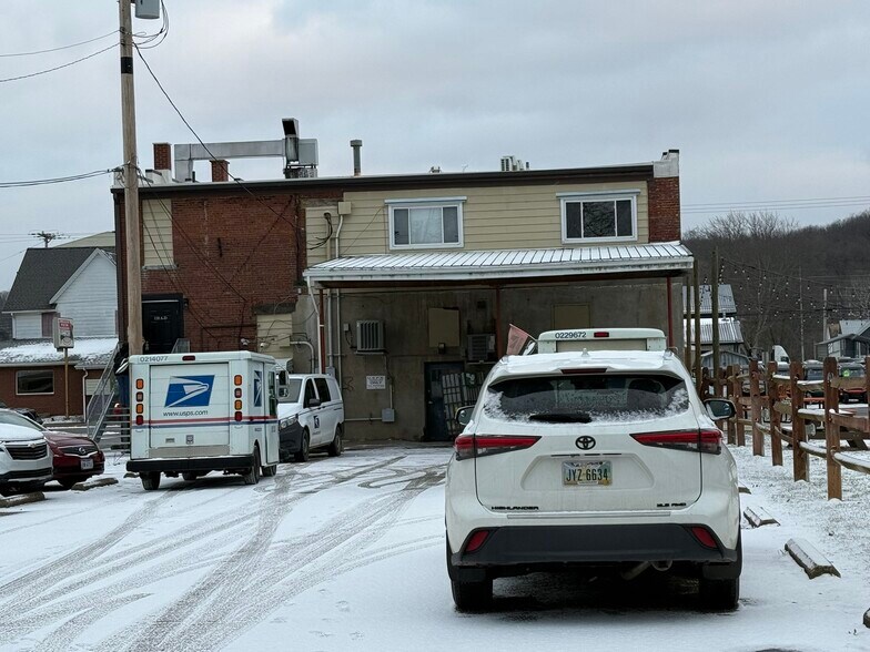 More Photos Of 120-126 N Wooster Ave, Strasburg Storefront Retail Residential For Sale