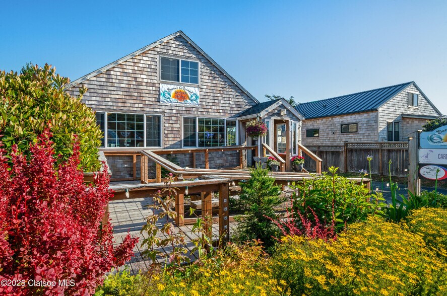 More Photos Of 186 Laneda Ave, Manzanita Storefront Retail Office For Sale