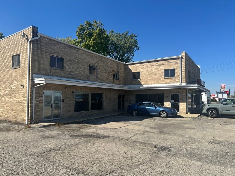 Primary Photo Of 4505 N Main St, Dayton Storefront Retail Office For Lease