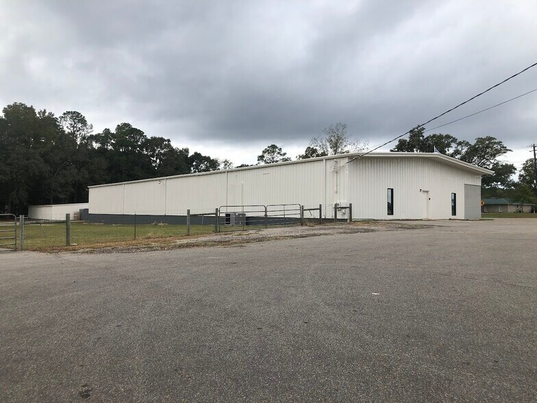 More Photos Of 489 Southgate Rd, Dothan Warehouse For Lease