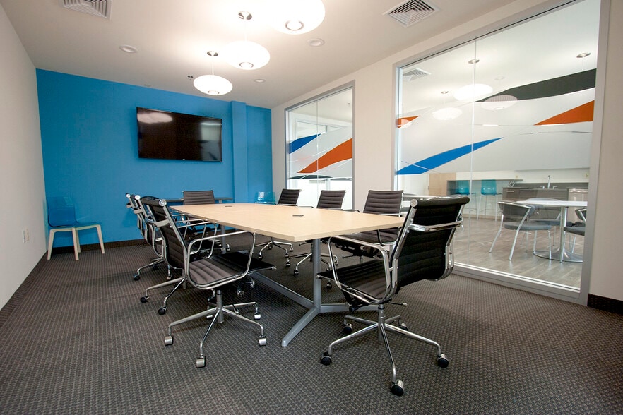 More Photos Of 450 Amwell Rd, Hillsborough Storefront Retail Office For Lease