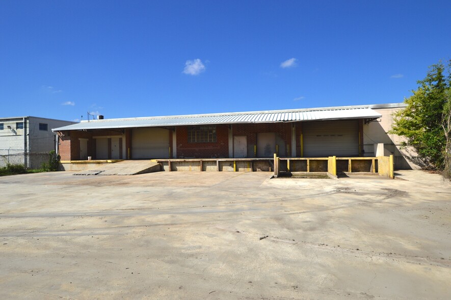 Primary Photo Of 2120 Walnut St, Jacksonville Warehouse For Lease