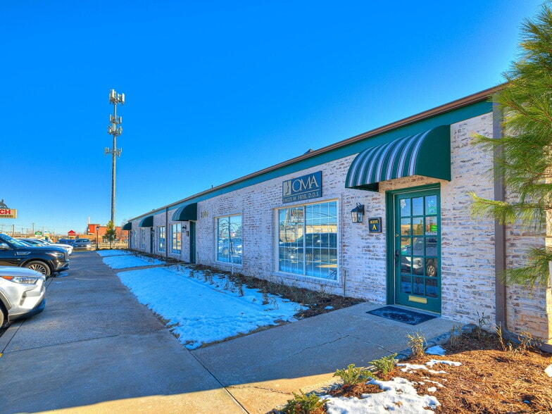 More Photos Of 3100 W Britton Rd, Oklahoma City Medical For Lease