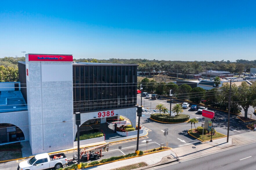 More Photos Of 9385 N 56th St, Temple Terrace General Retail For Lease