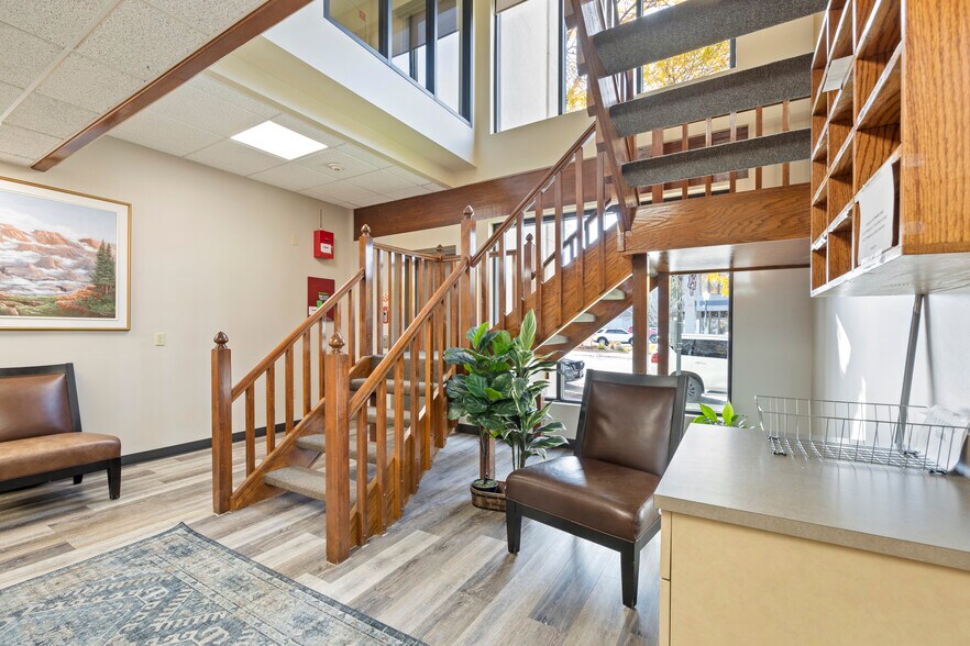 More Photos Of 510-514 Wilcox St, Castle Rock Office For Sale