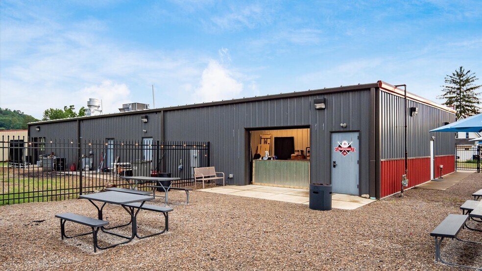More Photos Of 34 Potters Ln, Roseville Restaurant For Sale