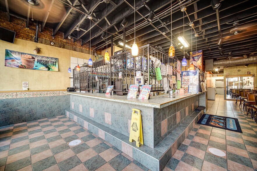 More Photos Of 6230 S Western Ave, Chicago Restaurant For Sale