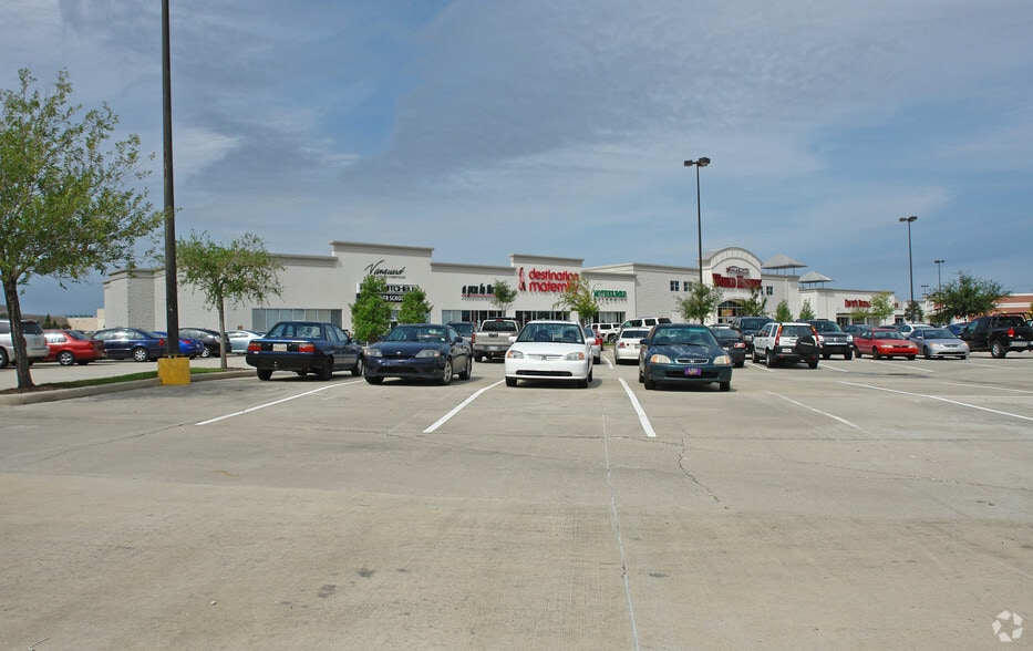 Primary Photo Of 5915 Bluebonnet Blvd, Baton Rouge Unknown For Lease
