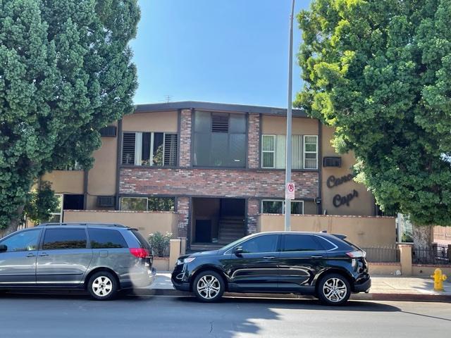 Primary Photo Of 7323 Independence Ave, Canoga Park Apartments For Sale