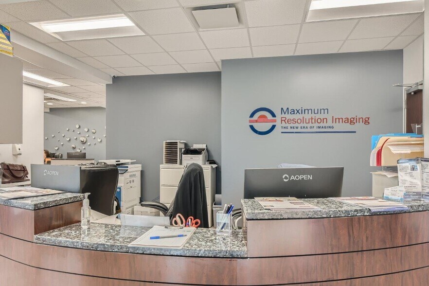 More Photos Of 5530-5550 Long Prairie Ter, Richmond Storefront Retail Office For Lease