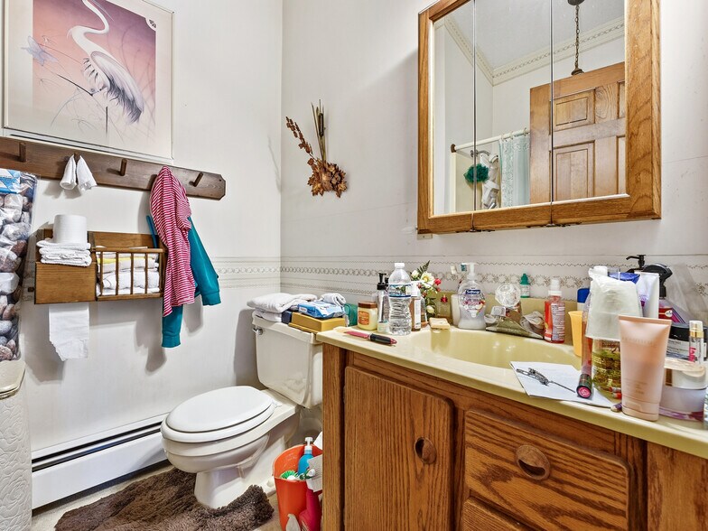 More Photos Of 1024 S I 75 Business Loop, Grayling Hotel For Sale