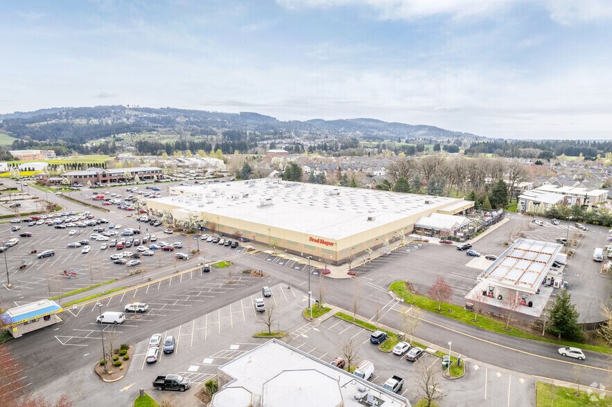 More Photos Of 3300 E Portland Rd, Newberg Freestanding For Lease