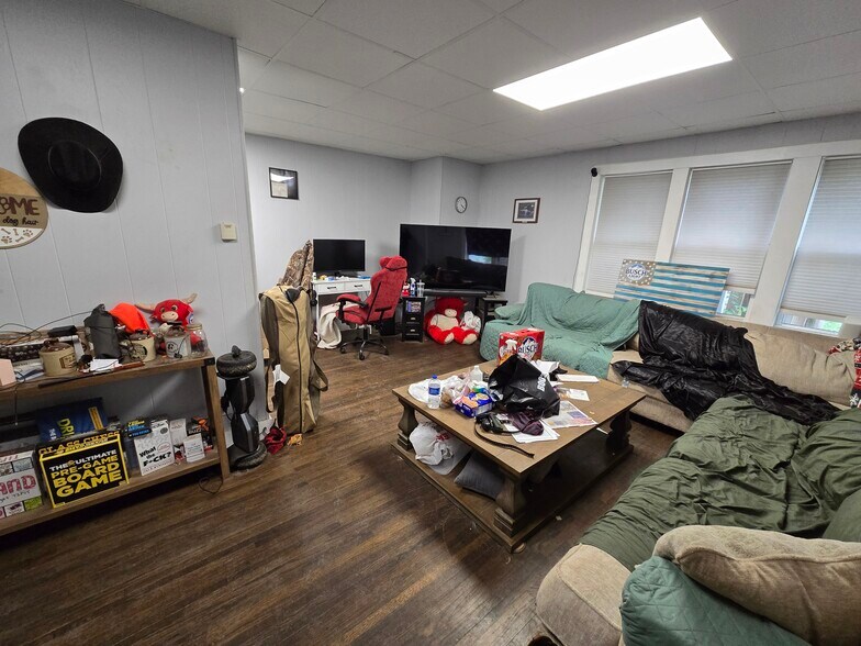 More Photos Of 514 Main St E, New Prague Apartments For Sale