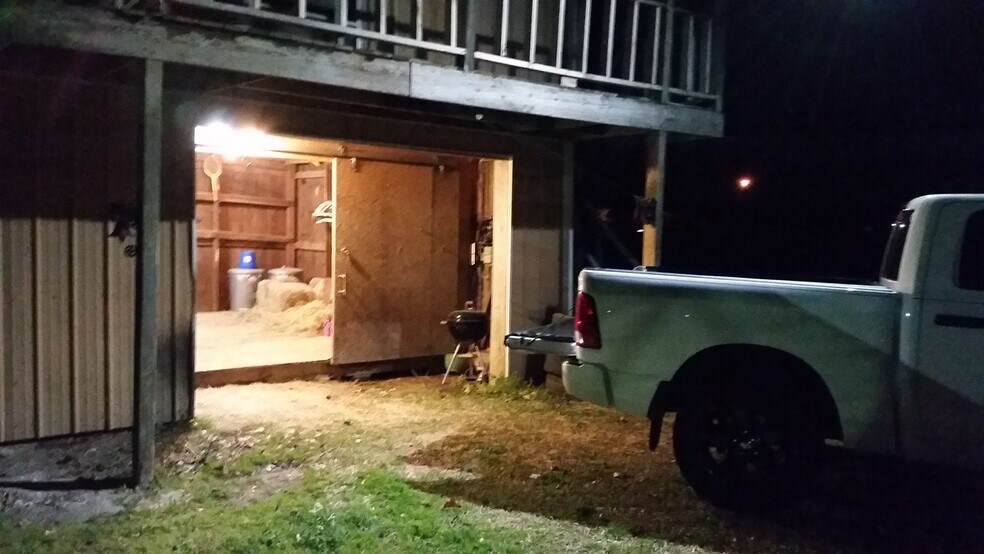 More Photos Of 215 Harding Rd, Chocowinity Office For Sale