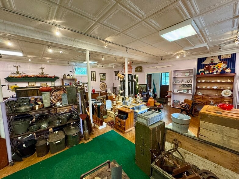 More Photos Of 11 South St, Bernardston Storefront Retail Residential For Sale