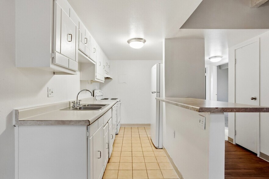 More Photos Of 7655 W 67th Ave, Arvada Apartments For Sale