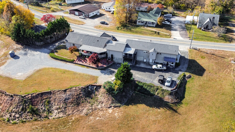 More Photos Of 2415A-2415B-2441 S Center St, Hickory Assisted Living For Sale