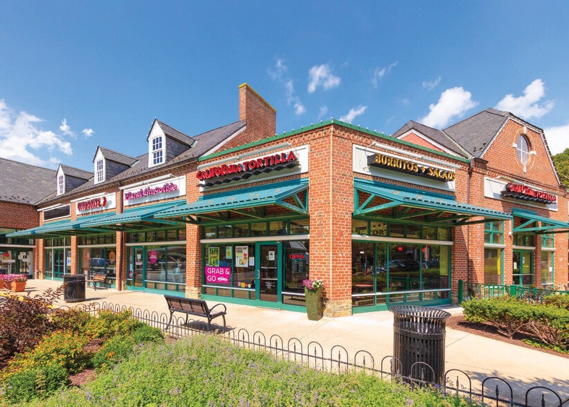 More Photos Of 3501-3529 Connecticut Ave NW, Washington Unknown For Lease