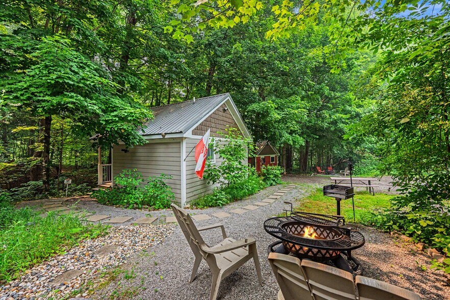 More Photos Of 57440 M 40, Marcellus Specialty For Sale