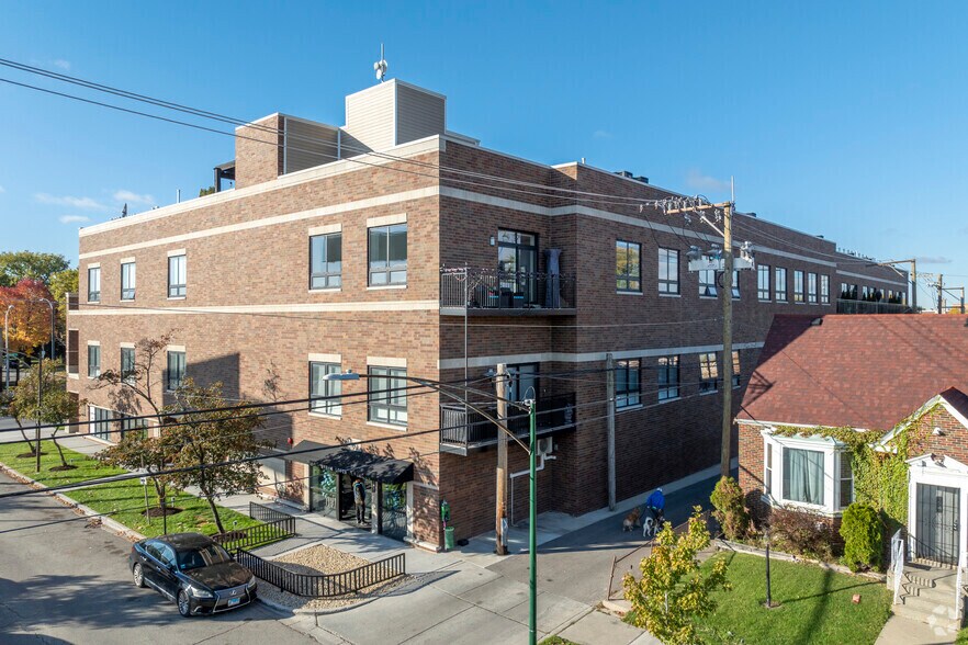 More Photos Of 6700 W North Ave, Chicago Apartments For Lease