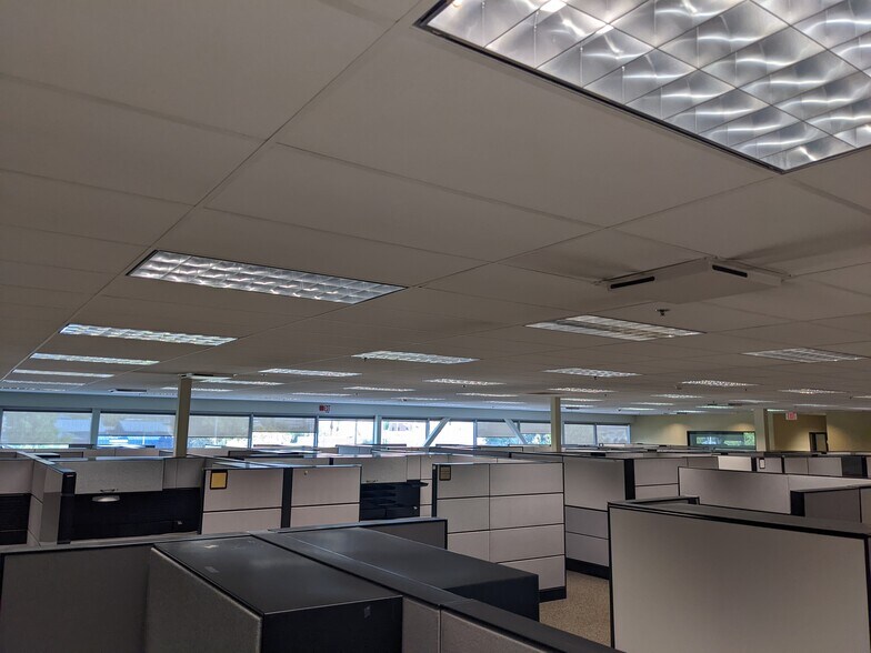 More Photos Of 5101 Office Park Dr, Bakersfield Medical For Lease