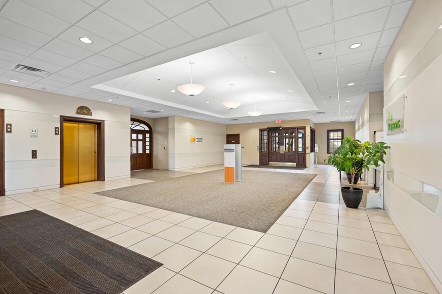 More Photos Of 112 Long Hollow Pike, Goodlettsville Office For Lease