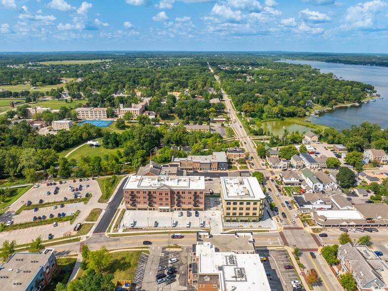 More Photos Of 525 Main St, Delafield Office For Lease