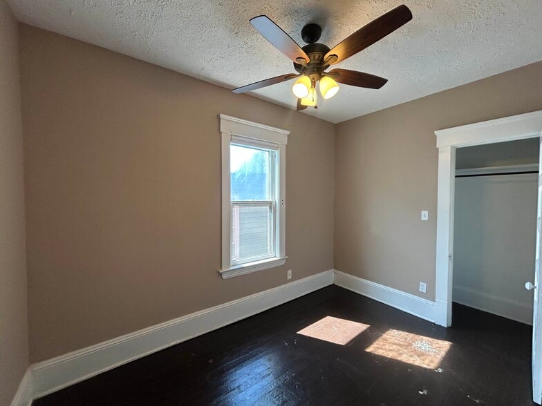 More Photos Of 4309 Clinton Ave, Cleveland Apartments For Sale