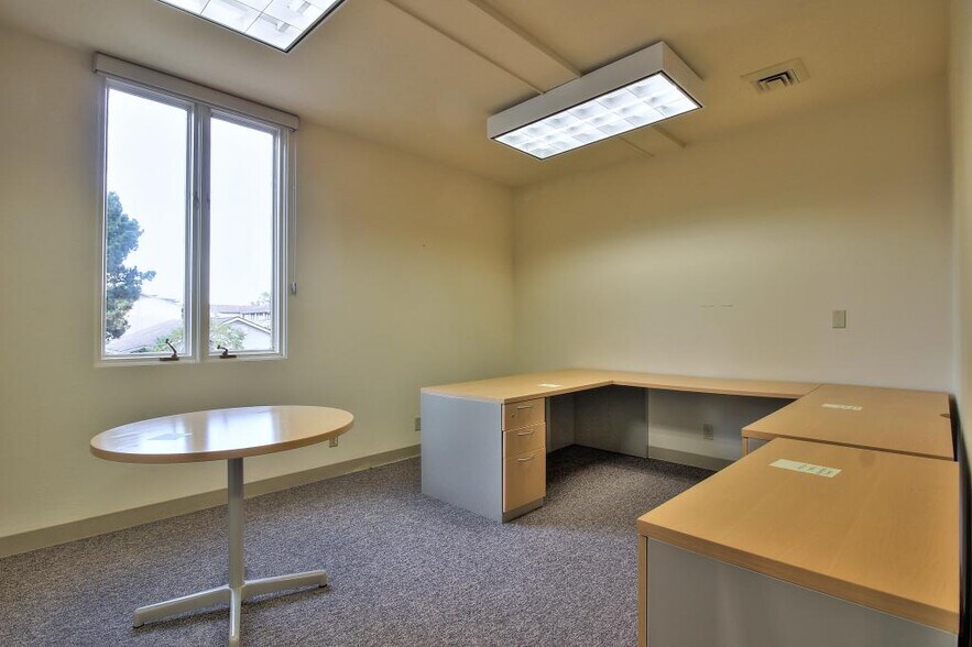 More Photos Of 400 Camino Aguajito, Monterey Office For Sale