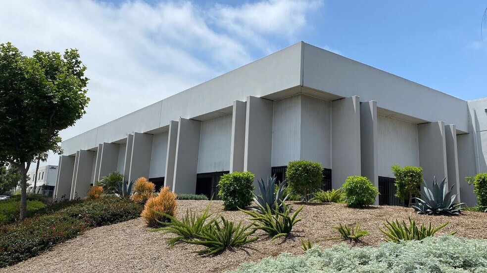 Primary Photo Of 800 W Artesia Blvd, Compton Warehouse For Lease