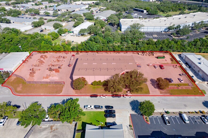 Primary Photo Of 16119 College Oak, San Antonio Showroom For Lease