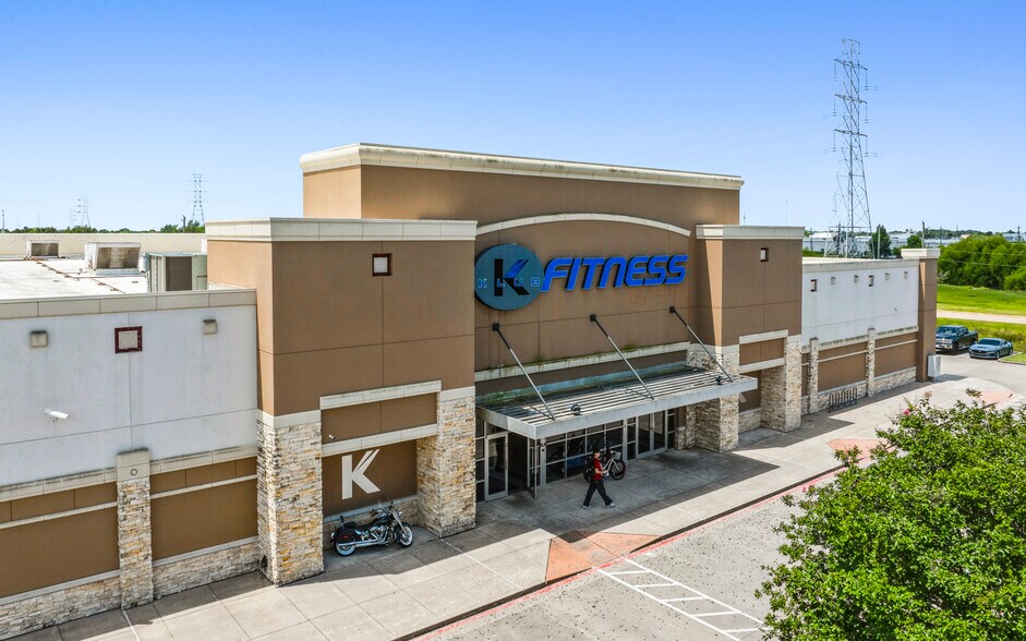 More Photos Of , Pasadena General Retail For Sale