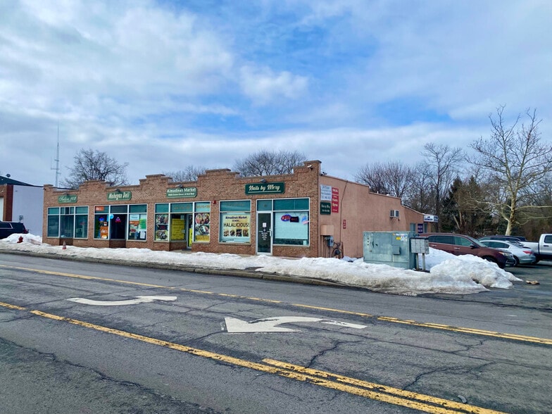 Primary Photo Of 1969 E Main St, Mohegan Lake General Retail For Sale
