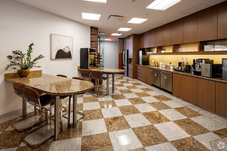 More Photos Of One World Trade Center, New York Coworking Space