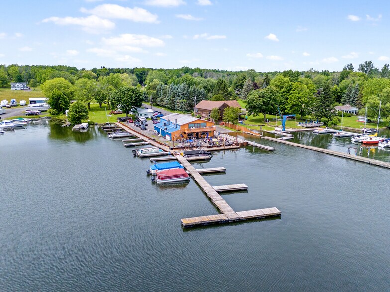 More Photos Of 356 King St, Fair Haven Marina For Sale