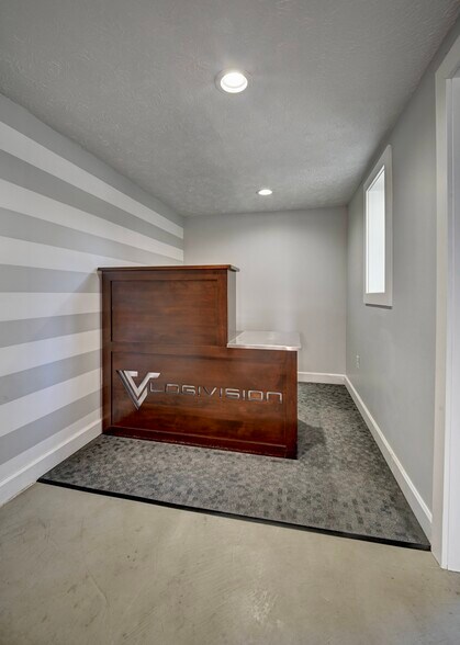 More Photos Of 7500 OH-515, Millersburg Flex For Lease