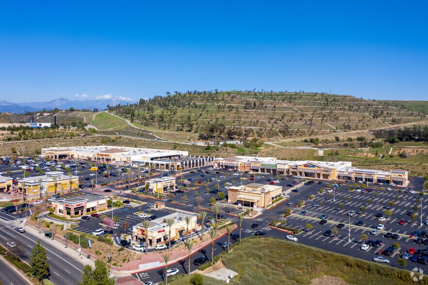 More Photos Of 2200-2370 S Azusa Ave, West Covina Unknown For Lease