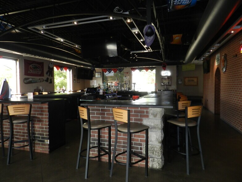 More Photos Of 309 E Main St, Carbondale Restaurant For Sale