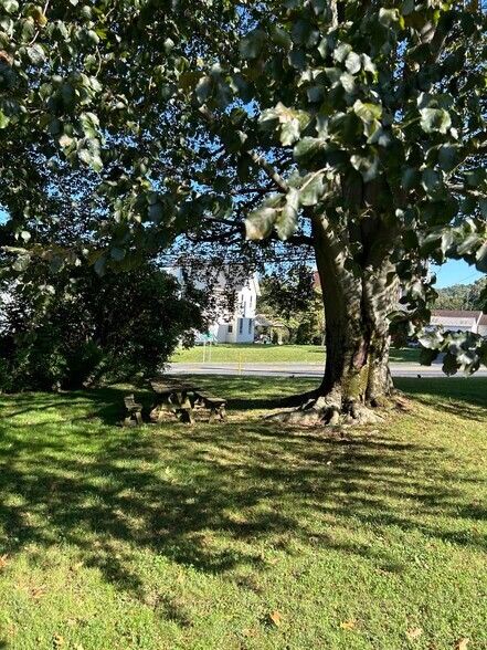 More Photos Of 879 Fritztown Rd, Sinking Spring Office For Lease