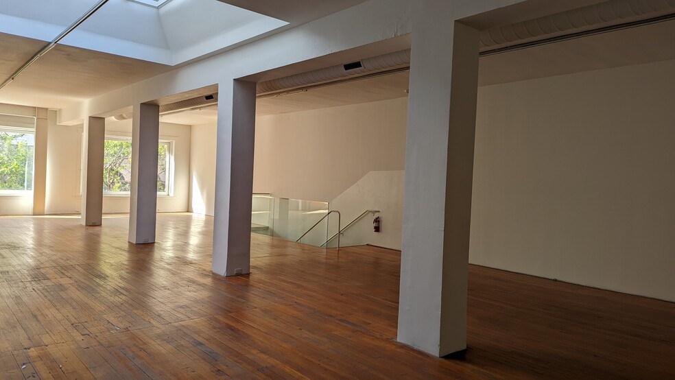 More Photos Of 1011-1013 Market St, San Francisco Storefront Retail Office For Lease