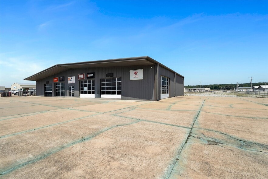 More Photos Of 6311 AR-1 SOUTH, Jonesboro General Retail For Sale
